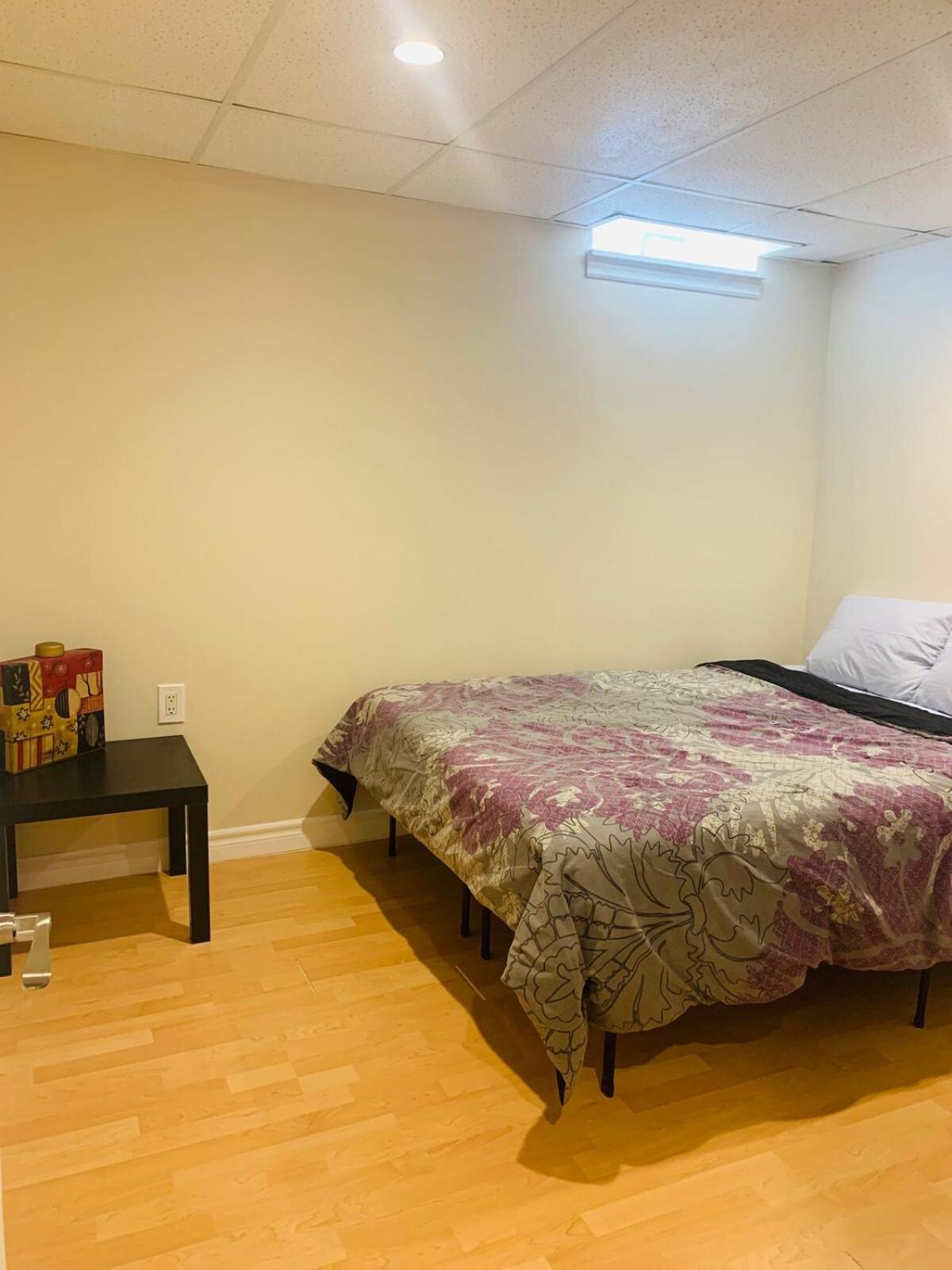 Finished 2 Bedroom Apartment In An Upscale Area Of เอแจ็กซ์ ภายนอก รูปภาพ